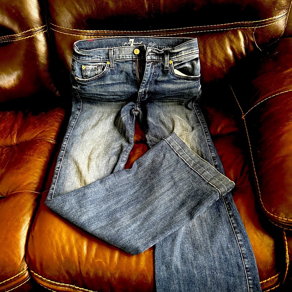 7For All Mankind. Size 28